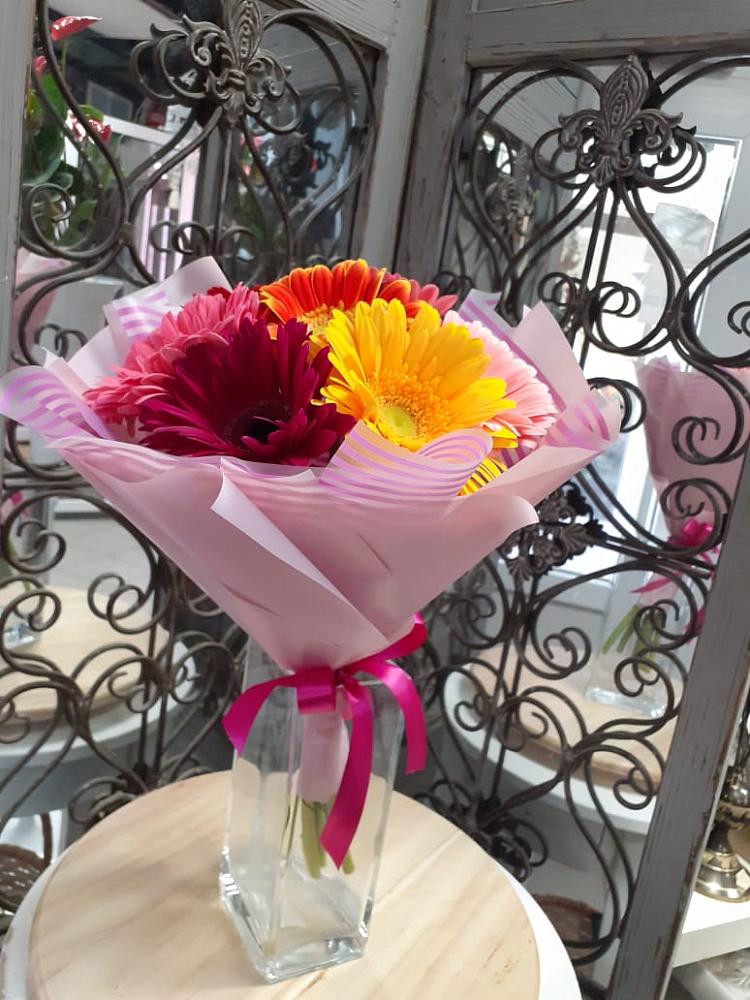 Букет цветов из: Герберы в Николаевке