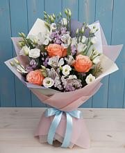 Букет цветов из:  Лизиантусы, Розы, Альстромерии и Гипсофила в Николаевке