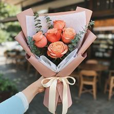 Букет цветов из:  Розы в Николаевке