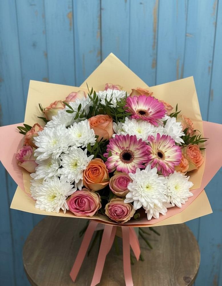 Букет цветов из: Розы, Герберы и Хризантемы в Николаевке