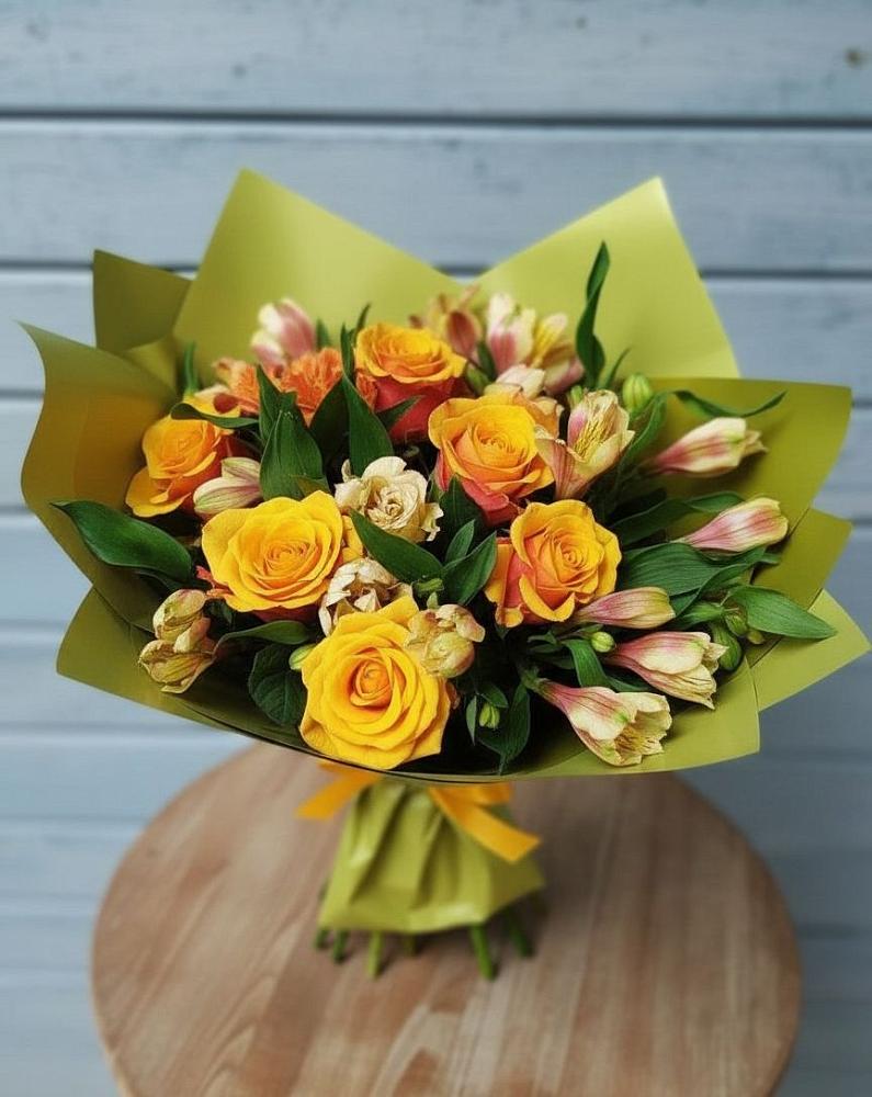 Букет цветов из: Альстромерии и Розы в Николаевке