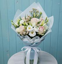 Букет цветов из:  Розы и Лизиантусы в Николаевке