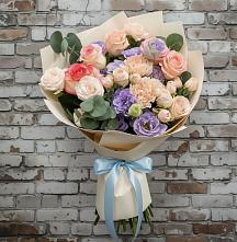 Букет цветов из:  Розы, Лизиантусы и Гвоздики #REPLACE_PRED# Николаевке